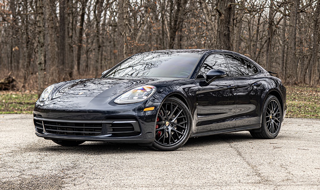 Porsche Panamera 2024 view 1