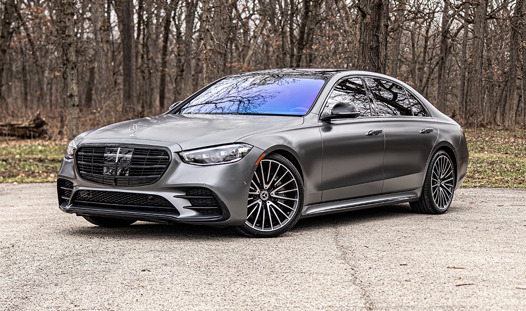 Mercedes S580 2024 view 1